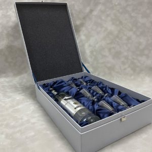 Коробка-шкатулка на втулке для подарочного набора